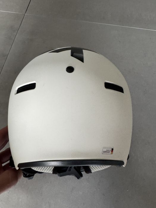 Kask narciaski UVEX Hlmt 500 Visor kask z szybą unisex