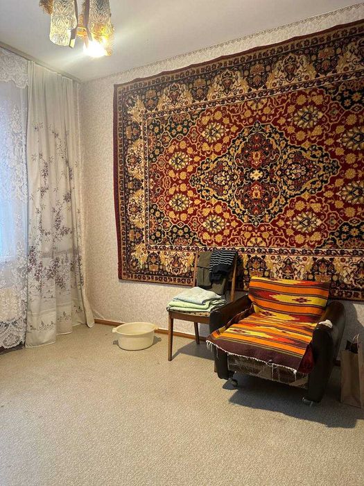 4-кімнатна квартира в центрі — Продаж або Обмін на 2-кімнатну