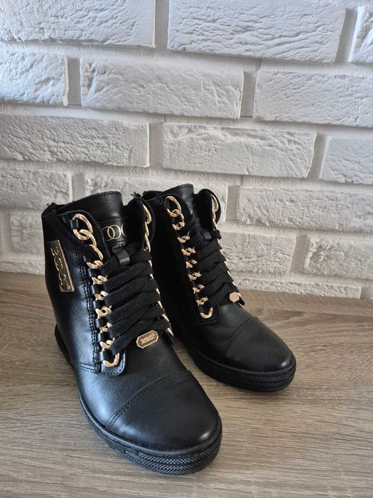 Sneakersy na koturnie BOOCI