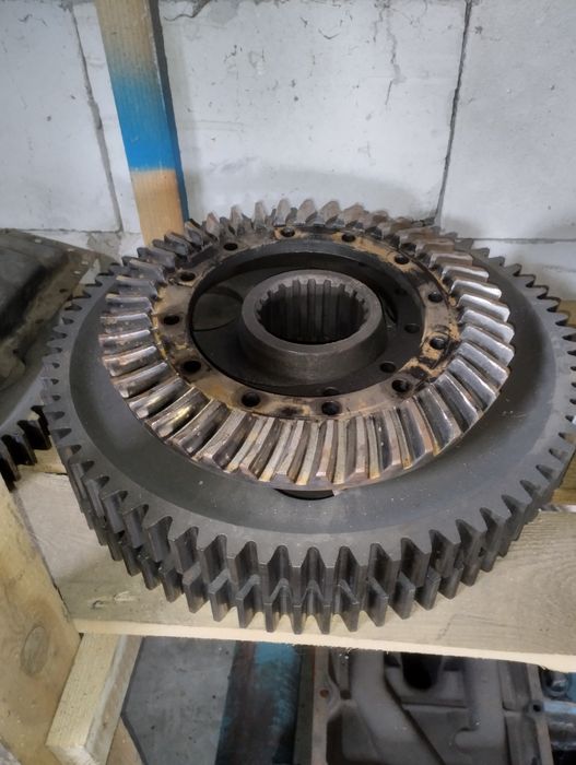 Бортова ведуча шестерня трактора МТЗ
