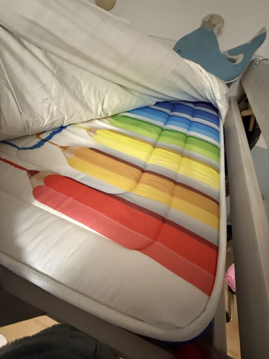 Vendo beliche com dois colchoes