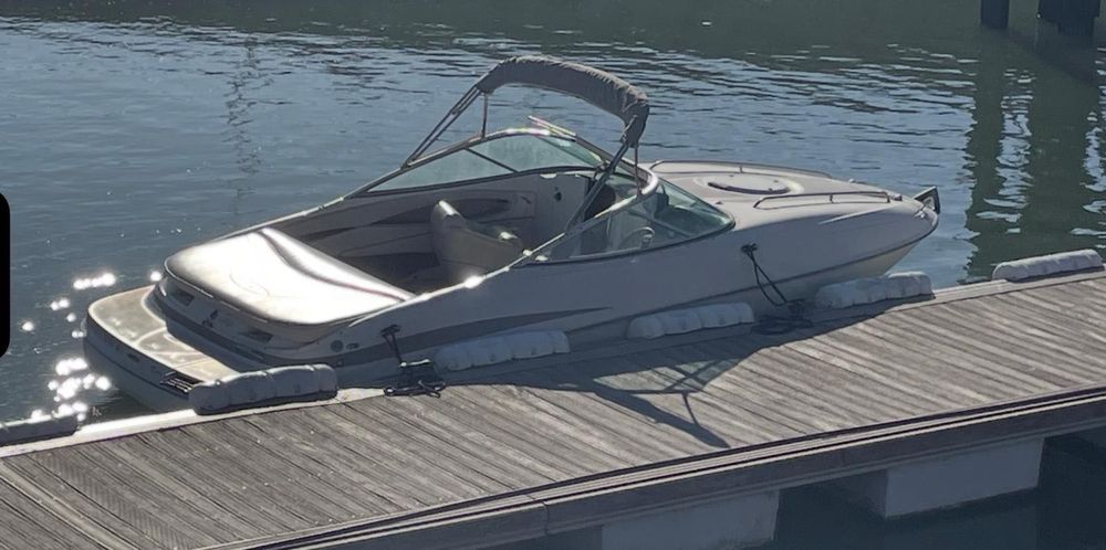 Barco Maxum 210 CS 2001