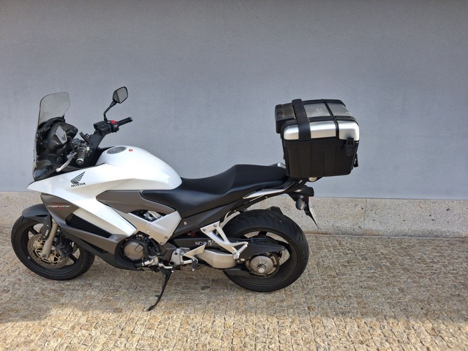 Honda vfr800x crossrunner