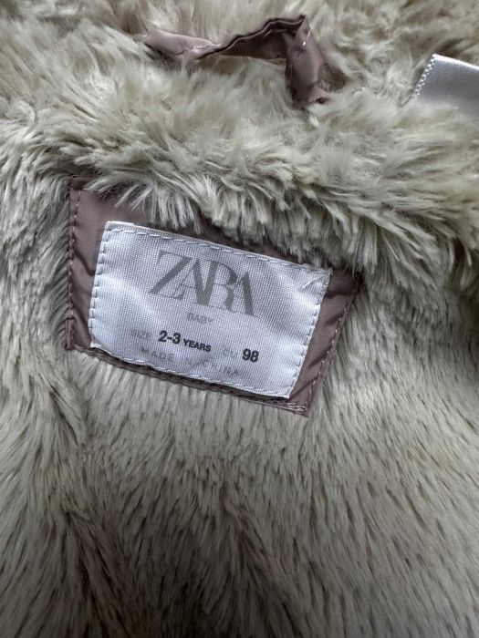 зимова куртка ZARA