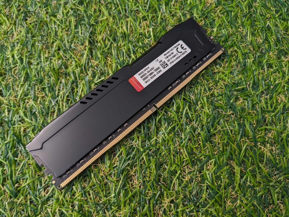 Kingston HyperX Оперативна пам'ять DDR4 8Gb 3200MHz PC4 25600