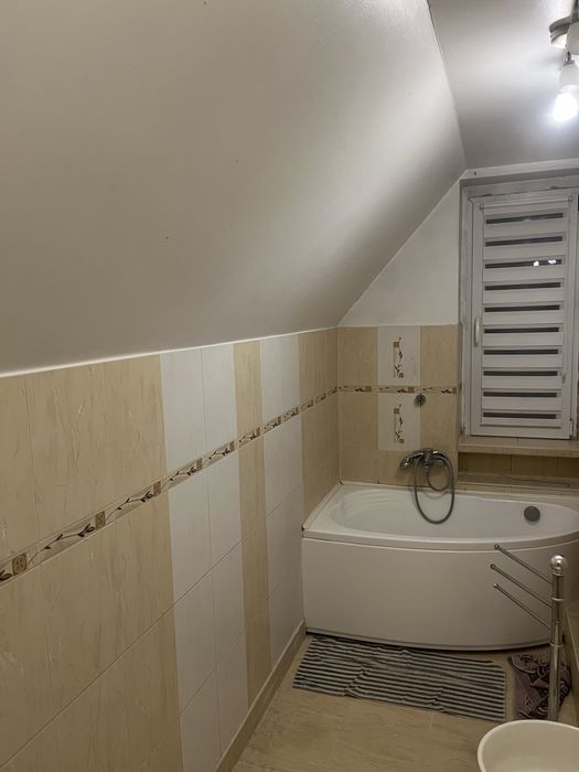 Duzy pokoj do wynajecia dla osoby pracujacej