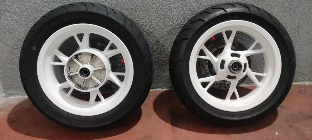 Rodas de Benelli TNT 125cc