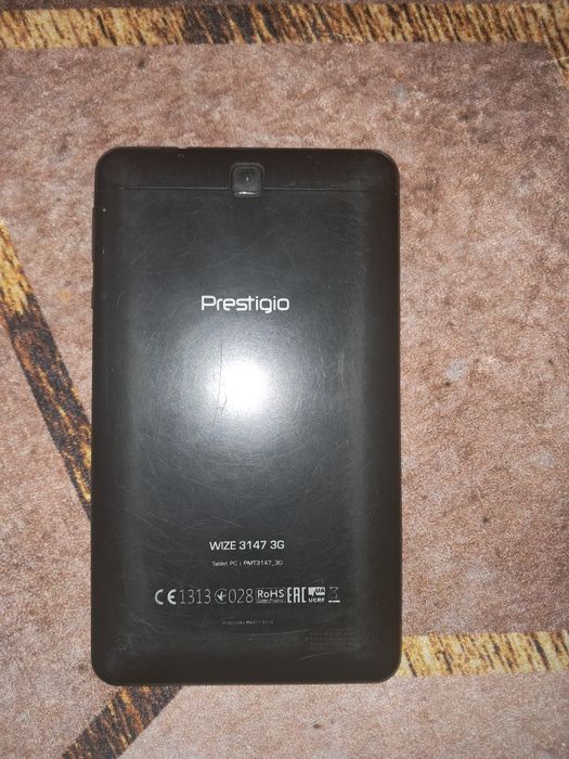 4 планшети на запчастини (Lenovo / ASUS / Prestigio / iRulu)