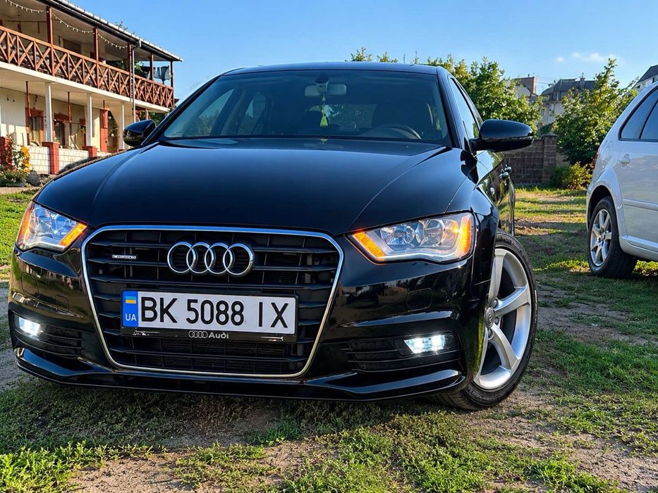 Продам Audi A3 бензин 2016 року