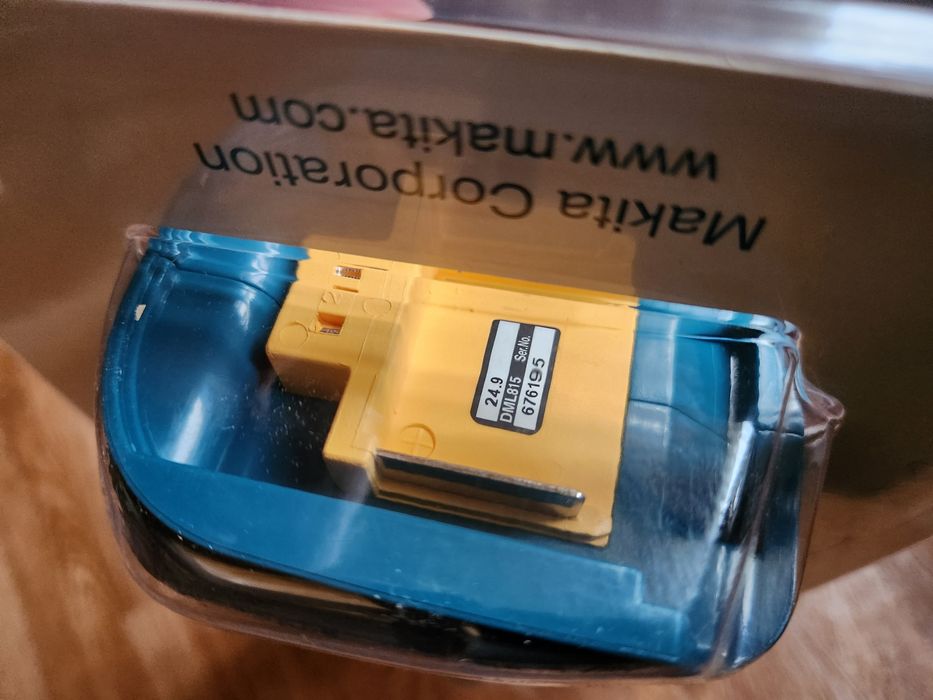 Фонарь аккумуляторный Makita DML815 LXT 18 Вольт