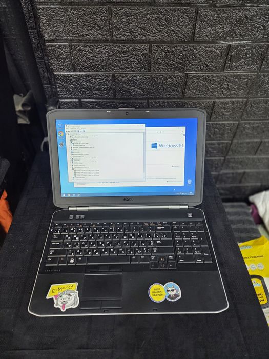 Ноутбук DEll 15.6 дюймів. Core i3
