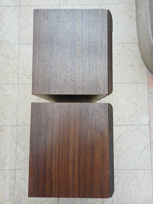 Colunas Vintage Wharfedale W506, com capas