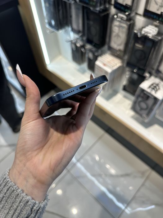 Used iPhone 15 Pro Max 256 gb Blue (global)