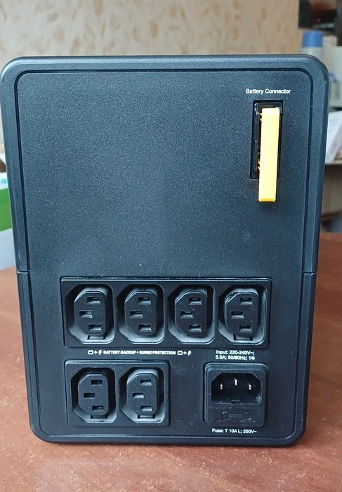 ДБЖ APC Easy UPS 1200VA