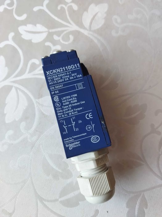 Wyłącznik krańcowy Schneider Electric