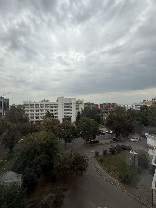1 кім. Кв. Центр Вул. Смілянська 2/1