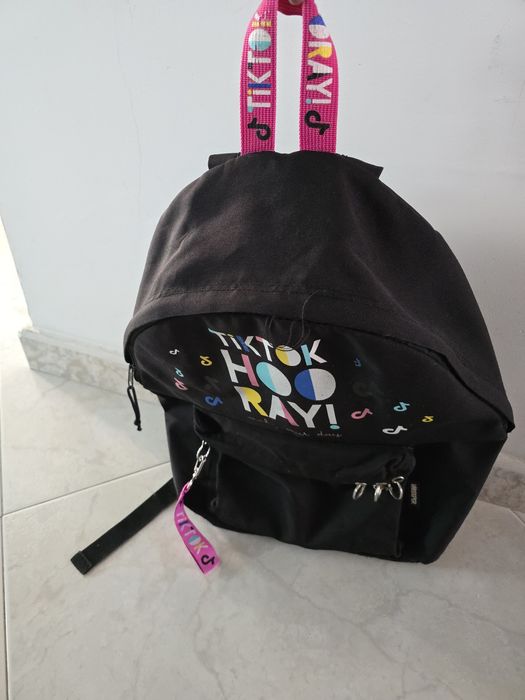 Mochilas diversas e.mala maternidade