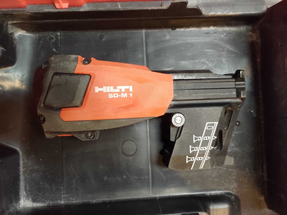 akumulatorowa wkrętarka do płyt G-K Hilti SD 5000-A22 magazynek SD-M 1