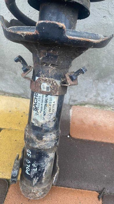 Стойки і Амортизатори Volkswagen Polo комлект