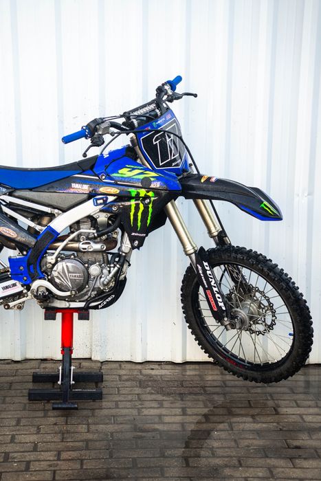 YAMAHA YZF 450 FMF INJEÇÃO ATÉ 54€/MÊS
