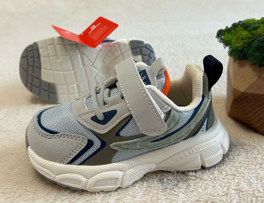 Кросівки (кросовки)  від бренду Apawwa,22,23