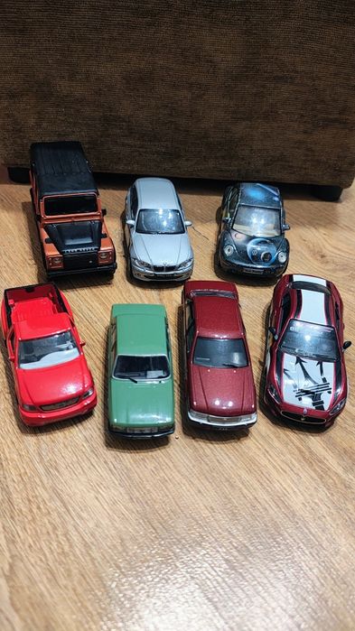 Auto bburago, kinsmart, welly