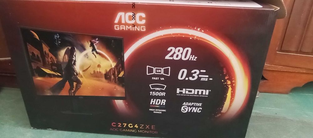 Monitor Gaming Curvo AOC G4 C27G4ZXE (27'' - FullHD - 0,3 ms - 280 Hz)
