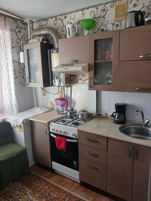 2 к.к 45 кв.разделка балкон 1/3 Строителей-Херсонское шоссе меб и техн