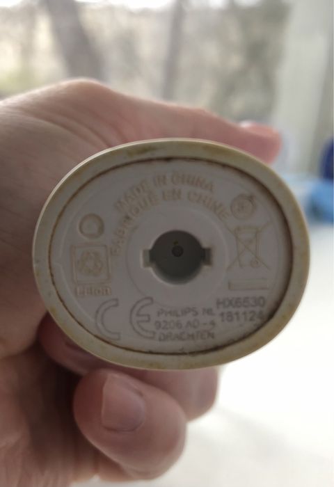 Зубная щетка Philips Sonicare HX6530