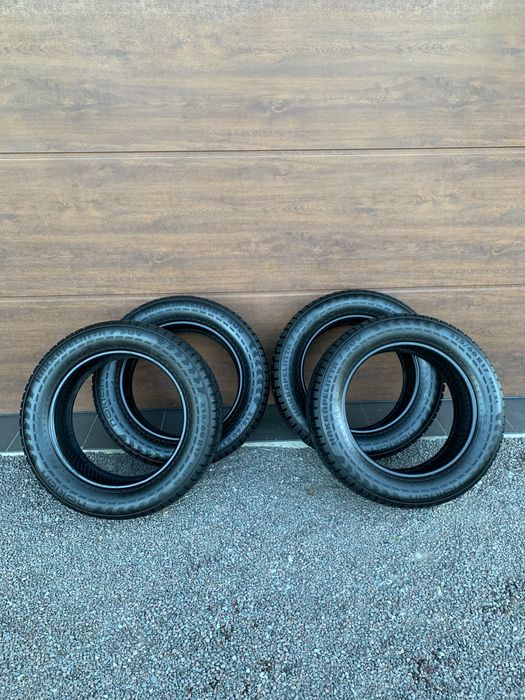 Opony Nokian Suv 215/60/17 100T cena za kpl 4szt. XL