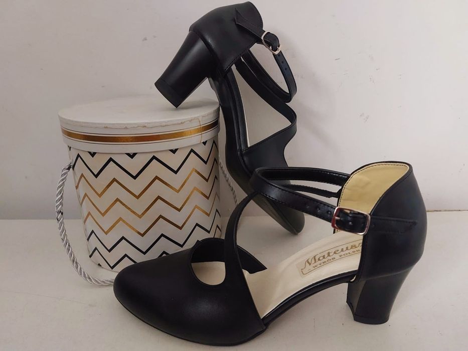 Pieta palce damskie na  stabilnym obcasie na szeroką stopę34'40