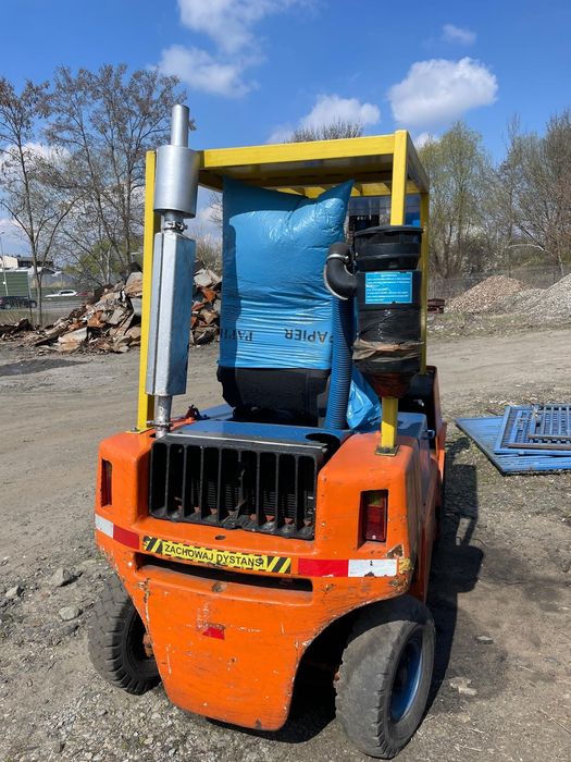 Wózek widłowy spalinowy