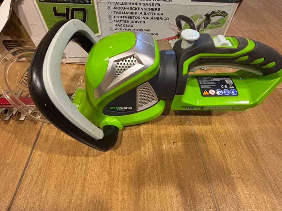 Nożyce do żywopłotu Greenworks 40V