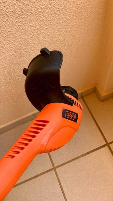 Aparador elétrico BLACK + DECKER GL360QS