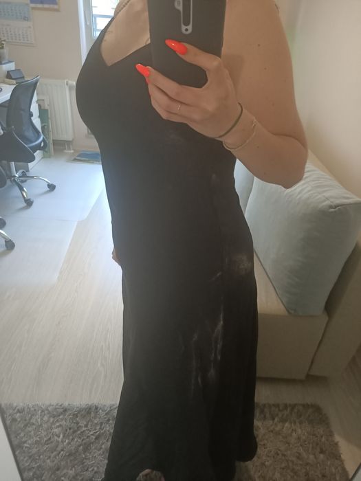 Sukienka czarna długa vintage błyszcząca