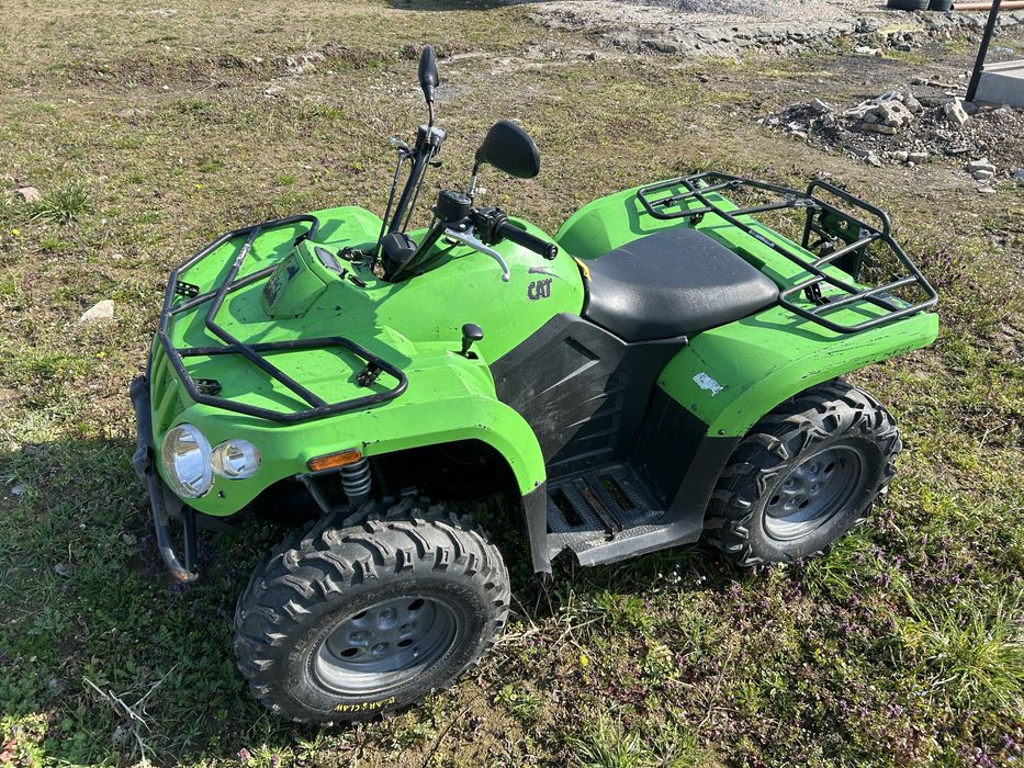 Quad arctic cat 400