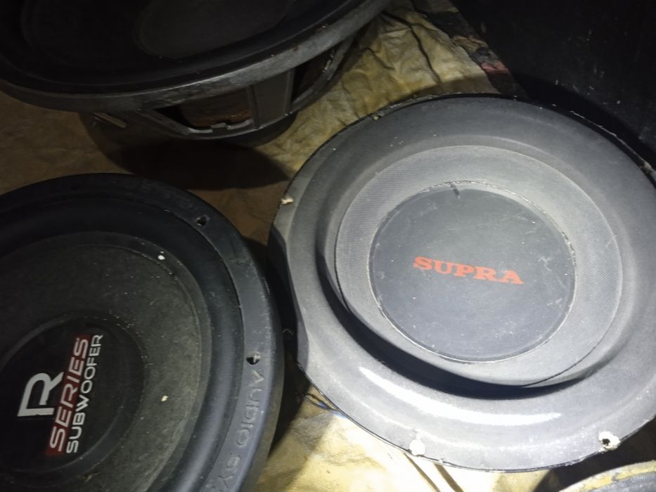 Сабвуфер активний