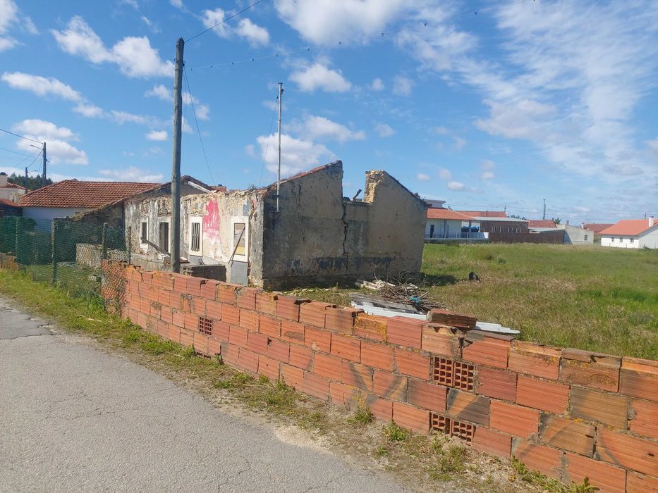 Moradia - vende-se