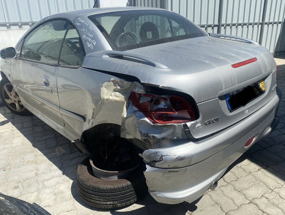 Peugeot 206 Cc 1.6 I De 2003 Disponível Para Peças