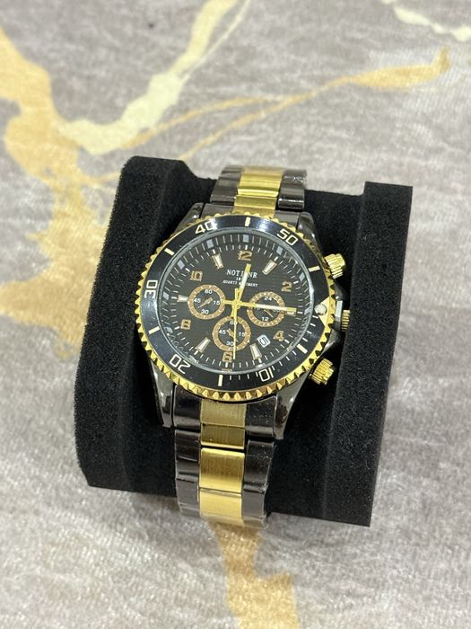 Чоловічий наручний годинник NOTINER Quartz чорний із золотистим