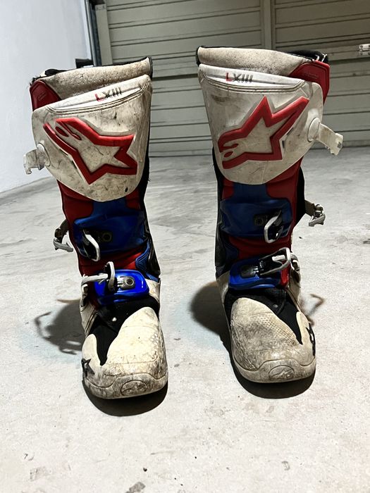 Equip. Fox / Alpinestars tech 10