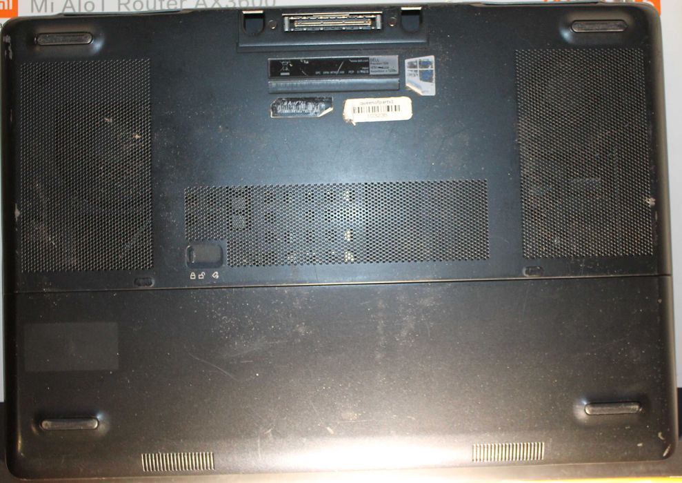 Dell Precision 7520 Quadro M1200 Xeon E3-1535M v6 UHD 4K 32GB RAM ECC