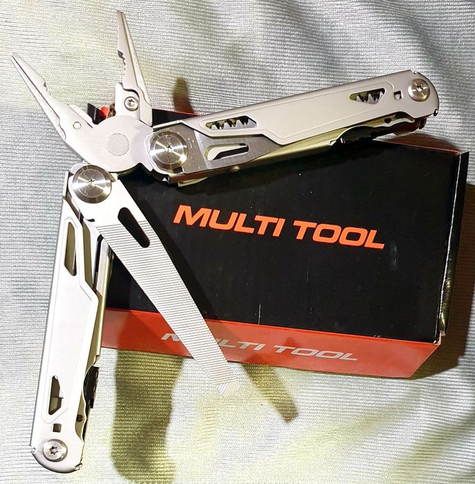 Multi Tool + чохол!