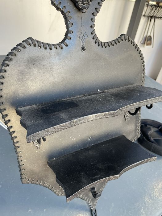 Prateleira decorativa Gotica