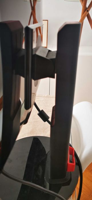 ASUS VG248QE Gaming Monitor (24" - 1 ms - 144 Hz), Height-Adjustable64409562798465122