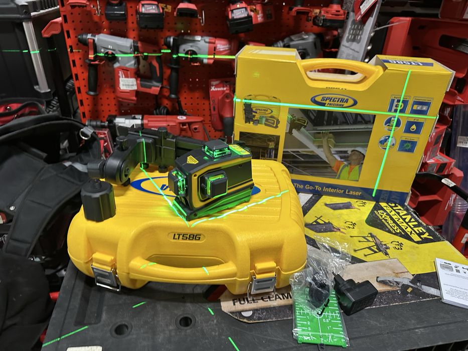 Лазерний нівелір Лінійний лазер Spectra Precision LT58G Green