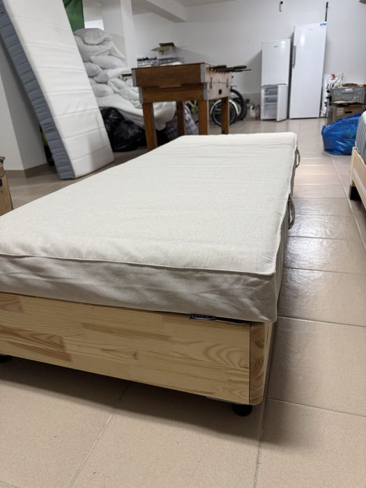 Colchão solteiro Ikea 80x200cm