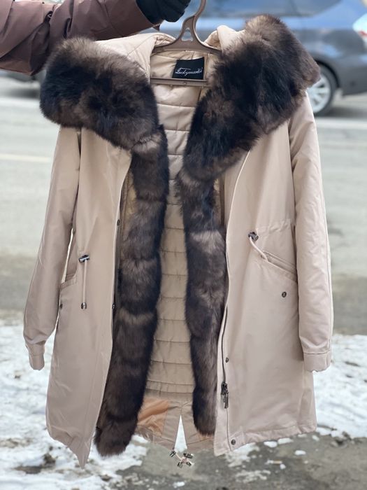 Натуральна жіноча парка