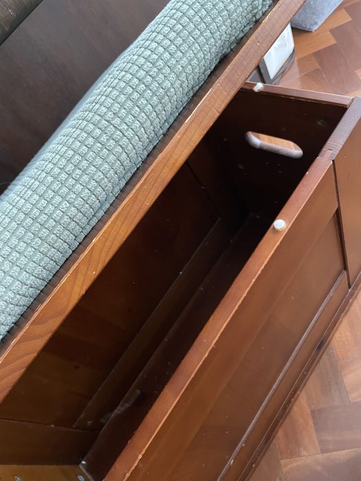 Banco de piano com arrumação usado