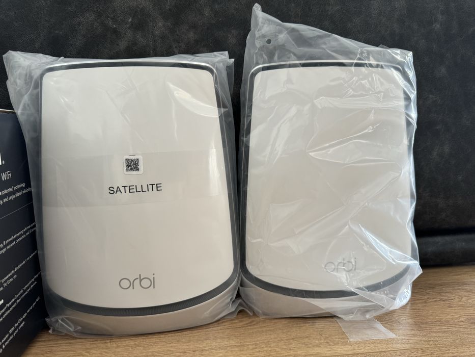 Sistema Mesh NETGEAR Orbi RBK853 AX6000